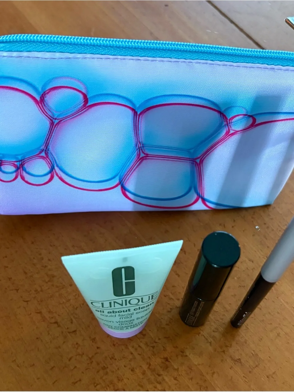 Clinique Make-up Bag, plus 3 travel sizes products, New